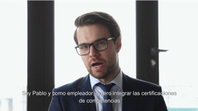 Fotograma del vídeo sobre los empleadores usando el sistema EPAI.